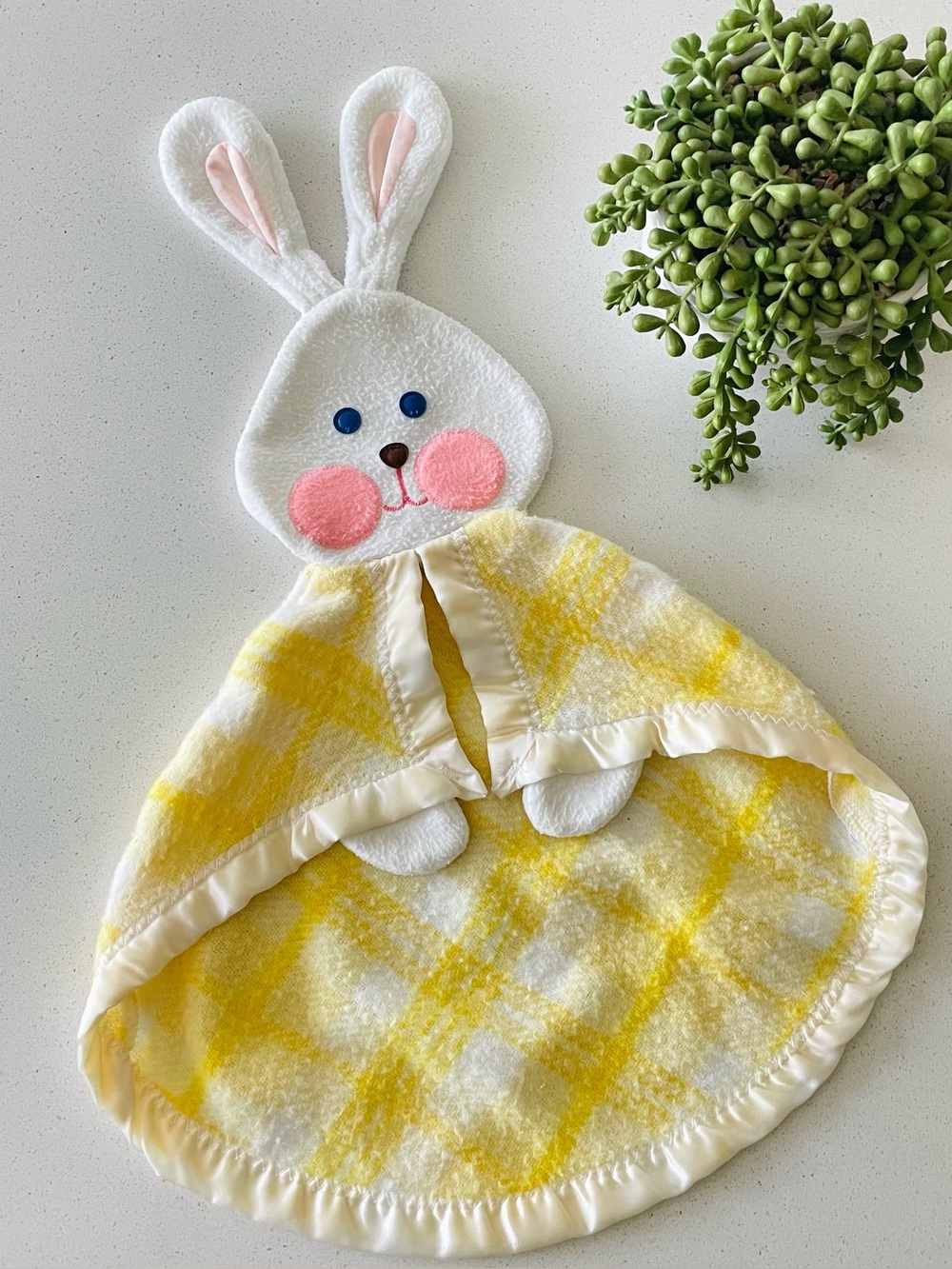 VTG 1979 FISHER PRICE Bunny Lovey Security Blanket Yellow Plaid w/ Satin Trim